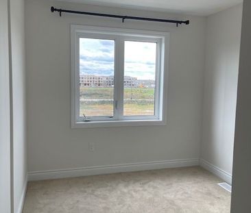 For Lease - 3315 Sixth Line, Oakville, Ontario - Photo 6