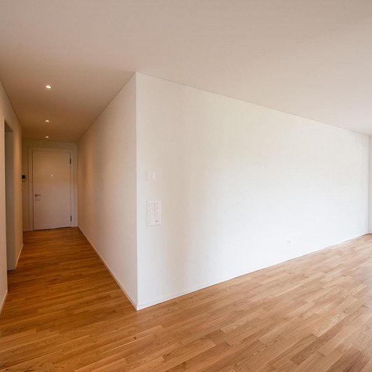 Traumhafte 4.5 Zimmerwohnung in Weisslingen mit grosser Terrasse - Foto 1