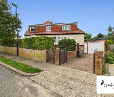 4 bedroom semi-detached bungalow to rent - Photo 2