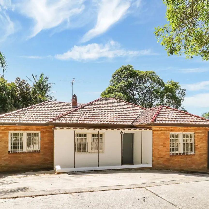 “Space, comfort, and location” - Photo 1