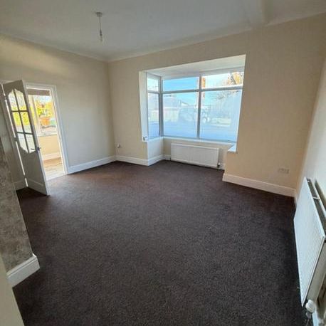 2 bedroom bungalow to rent - Photo 1