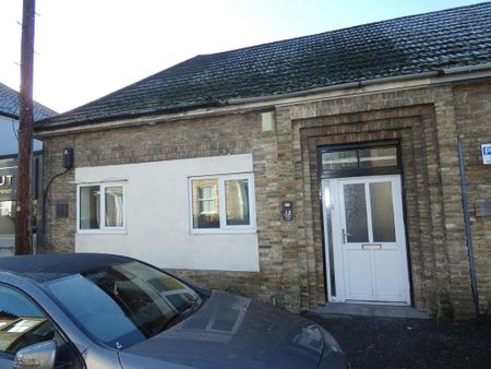 2 bedroom bungalow to rent - Photo 2