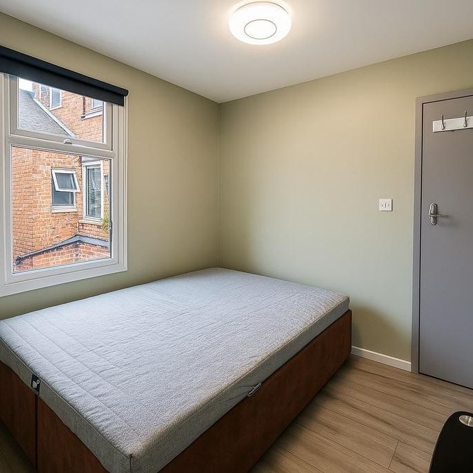 1 bedroom in a house share to rent - Photo 1