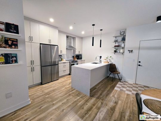 305-4220, rue Olivier-Fournier, Longueuil (St-Hubert) à louer - Photo 1