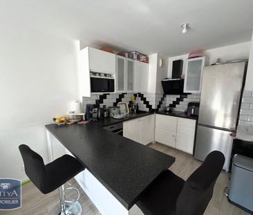 Location Appartement 4 pièces 76m² CORBEIL ESSONNES 91100 - Photo 6