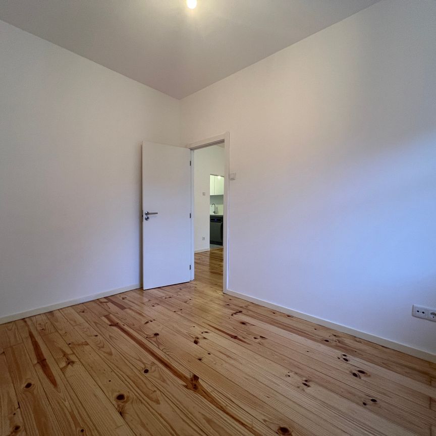 Moradia T2 Remodelada com Terraço no Porto - Photo 1