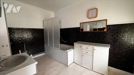 LENS : maison d'une superficie de 94 m² à louer avec 3 chambres - Photo 2