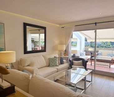 3 bedroom luxury Apartment for rent in Marbella, Spain - Photo 1