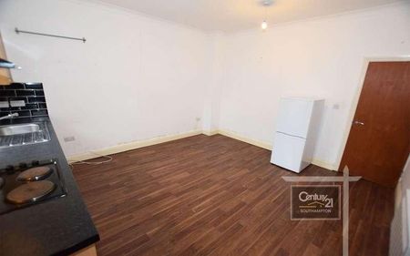 |ref: |, Waterloo Road, Southampton, SO15 - Photo 3