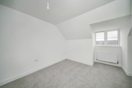 4 bedroom townhouse to rent - Photo 5