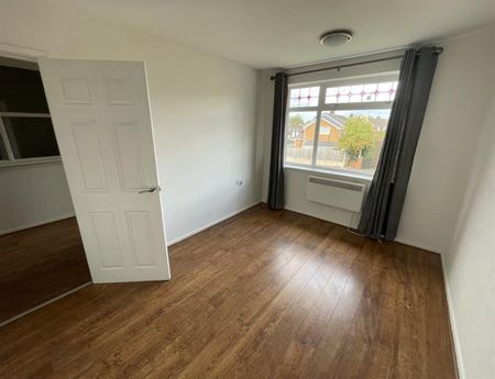 1 Bedroom Apartment To Let - Photo 3