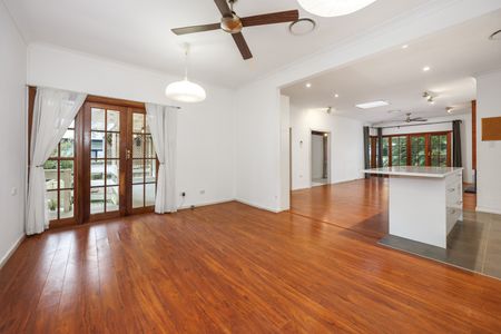 36 Toolang Road, St Ives NSW 2075 - House For Rent | Domain - Photo 2