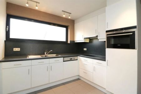 Duplex-appartement met 2 slpk., terras, autostaanplaats in centrum te Scherpenheuvel - Photo 5