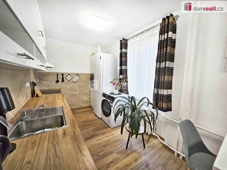 Pronájem bytu 2+1 54 m2 - Fotografie 2
