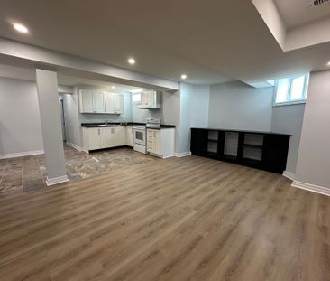 For Lease - 373 Carnwith Drive, Whitby, Ontario - Photo 2