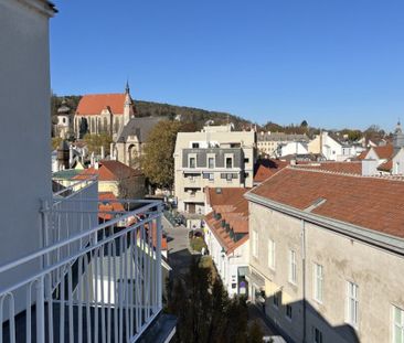 Traumhafte 2-Zimmer Wohnung mit 2 Balkonen mit Blick über Mödling -... - Foto 1