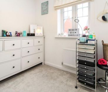 2 bedroom semi-detached house to rent - Photo 1