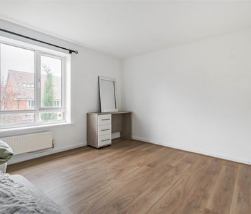 Lindsey Drive, Maidenhead, SL6 - Photo 5