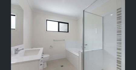 SPACIOUS AND STYLISH DUPLEX - Photo 5