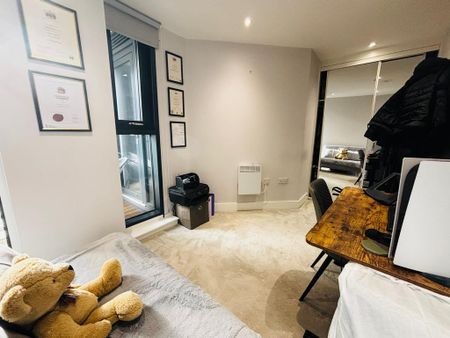 2 bedroom flat to rent - Photo 4