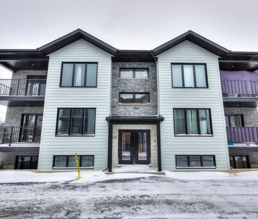 Appartement Saint-Zotique À Louer - Photo 2