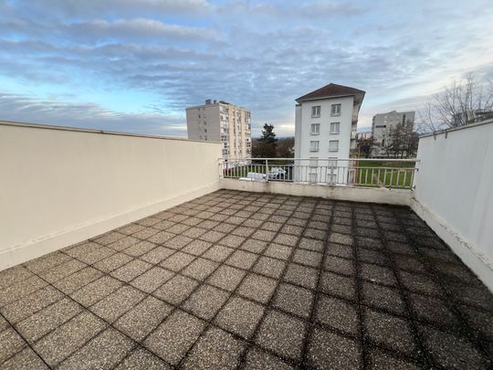 Location - Appartement T4 - 80 m² - Sochaux - Photo 1