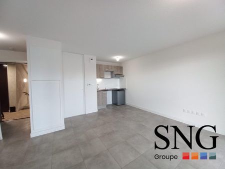 T2 AVEC BALCON ET PARKING - Photo 5