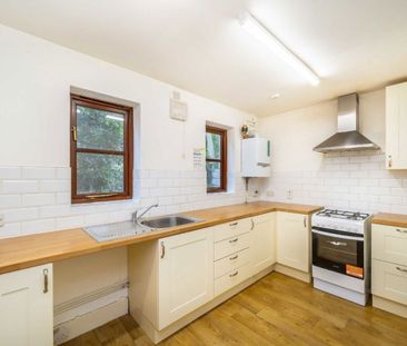 St. Augustines Avenue, CR2, London - Photo 5