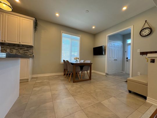 For Lease - 13 Woodway Lane, Markham, Ontario - Photo 1