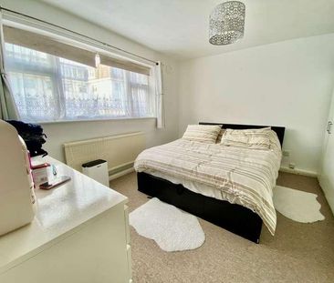 Beverley Hall, Manor Road, Bournemouth, BH1 - Photo 3