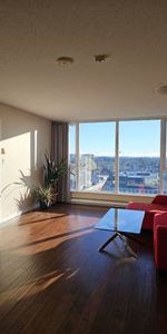 Centeral Richmond, 2b2b, near skytrain, KPU, T&T - Photo 4