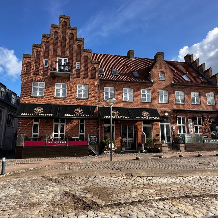 Hyggelig 2-værelses lejlighed i Aalborg centrum - Photo 1
