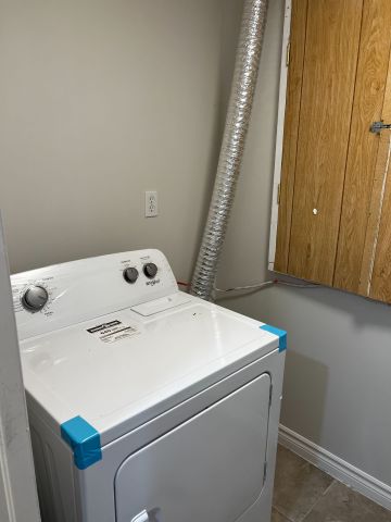 For Lease - 85 Watkins Glen Crescent Unit# lower, Aurora, Ontario - Photo 4