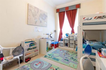 3 bedroom apartment to rent - Photo 3