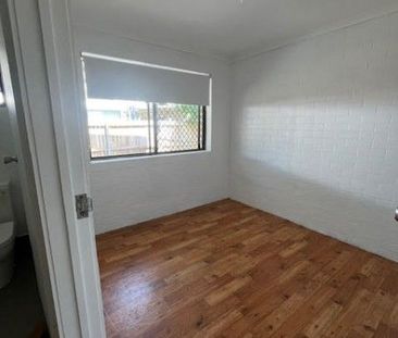 Spacious Family Home with Shed & Cabin - Photo 3