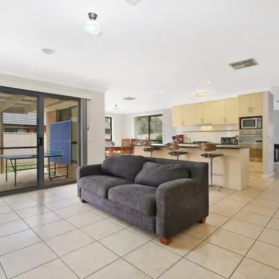 Modern Family Living in a Quiet, Convenient Thurgoona Location - Photo 1