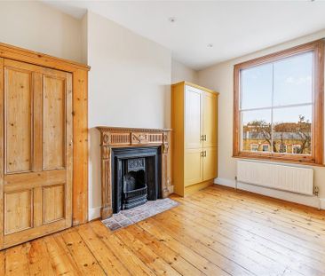 2 bedroom maisonette to rent - Photo 2
