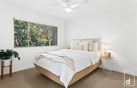 Stunning Apartment Nestled Between Beach & Escarpment - Photo 5