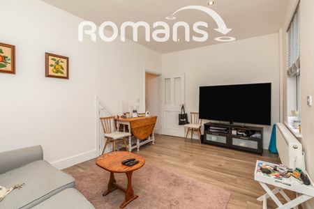 2 bedroom terraced to rent - Photo 2