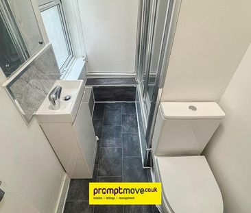 3 bedroom terraced house to rent - Photo 5