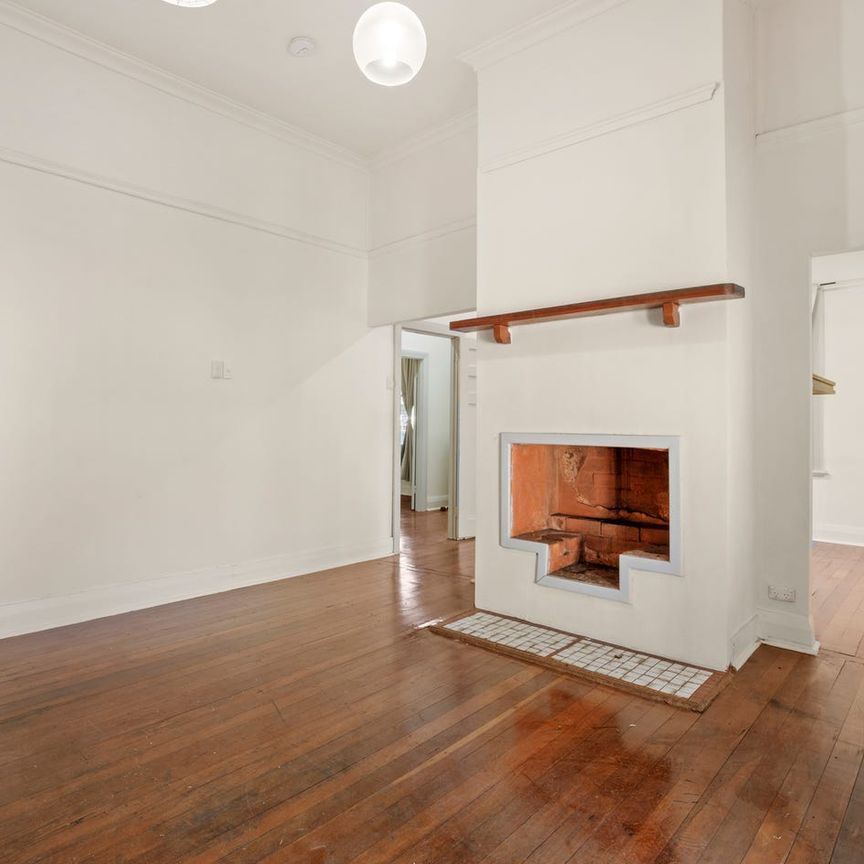 CHARACTER IN CLOVERDALE - Photo 1