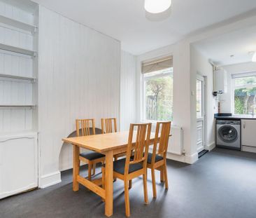 3 bedroom terraced house to rent - Photo 3