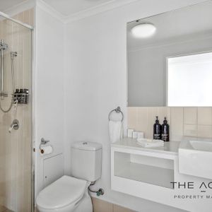 Luxury Riverside Apartment available in The Edge - Photo 3