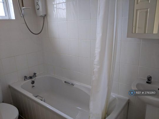 2 bedroom bungalow to rent - Photo 1