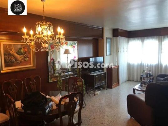 Piso en alquiler en Ricard Vinyes - Foto 1