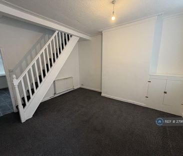 2 bedroom terraced house to rent - Photo 2
