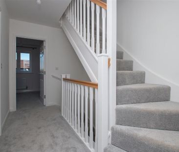 3 bedroom townhouse to rent - Photo 2