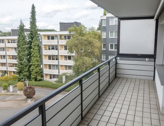 Gemütliche ca. 81m² große 3-Zimmer-Wohnung mit ca. 12 m² großem Balkon und Garage in Hagen-Boloh - Photo 1