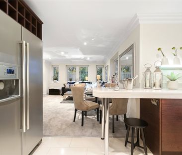 Portsmouth Road, Esher, Surrey, KT10 flat to rent - Photo 1