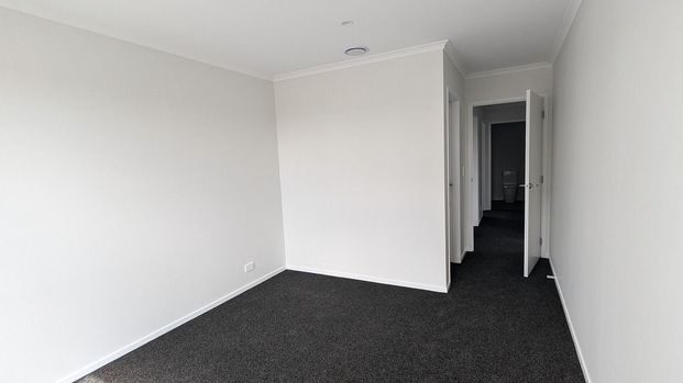 NEW STAND ALONE 2 BEDROOM 2 BATHROOM!! - Photo 1